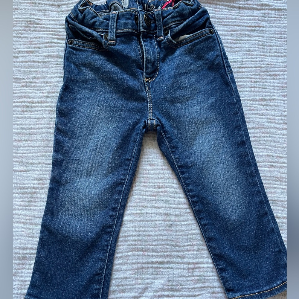 The GAP Toddler jeans (GIRLS) Size 18-24M